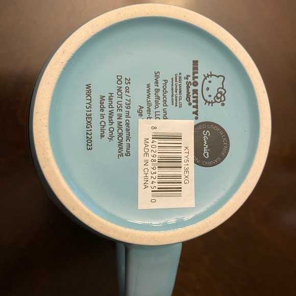 NEW Hello Kitty Sparkling ‘just loving deserts’ Jumbo Sized Mug. - Picture 5 of 5